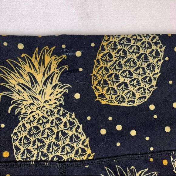 Constantly Varied Gear size medium Black Gold Pineapple Bike Shorts CVG - Picture 5 of 9